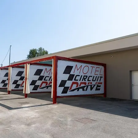 Circuit Drive Motel *