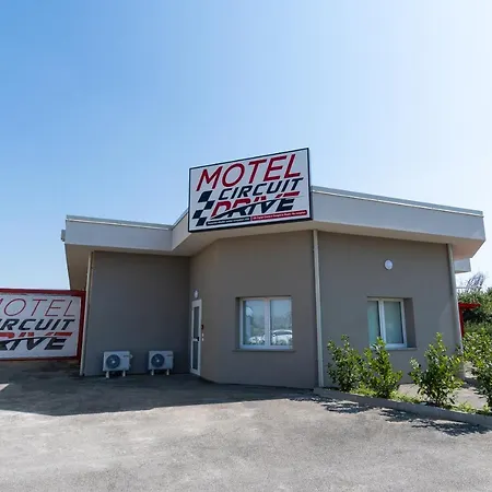 Circuit Drive Motel